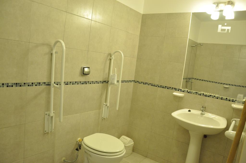 Hotel La Fontana Villa Dolores  Szoba fotó